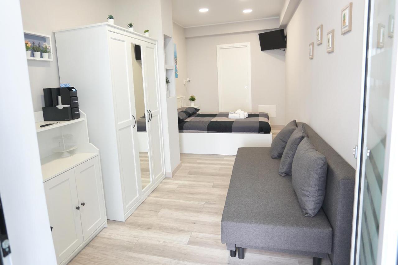 Ag Luxury Rooms Джардини-Наксос Экстерьер фото